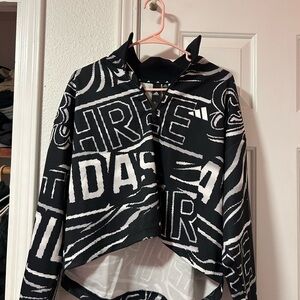 🚫SOLD🚫 Adidas cropped black and white hoodie